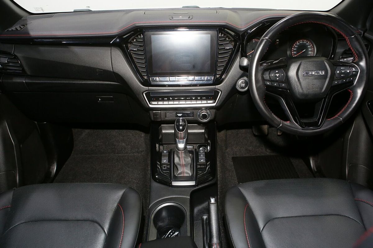 2022 Isuzu D-MAX X-TERRAIN 4X4