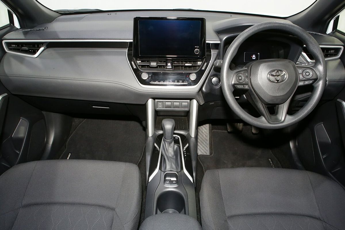 2024 Toyota Corolla Cross GX MXGH10R