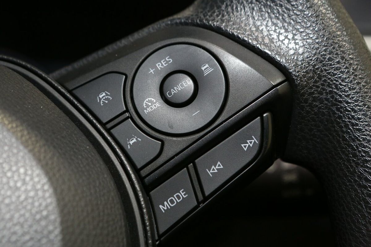 2024 Toyota Corolla Cross GX MXGH10R