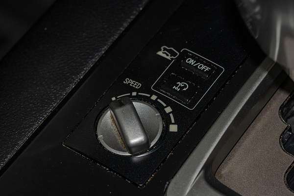 2014 Toyota Landcruiser ALTITUDE (4x4) VDJ200R