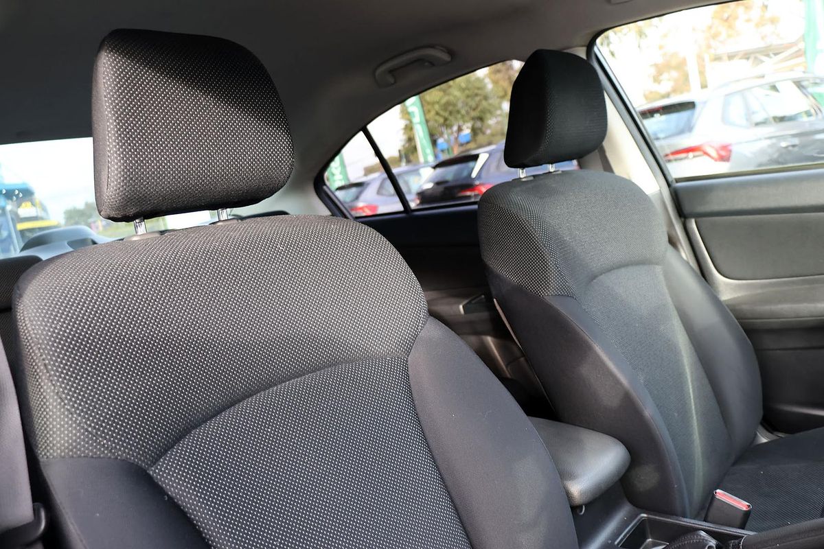 2013 Subaru Impreza 2.0i-L G4