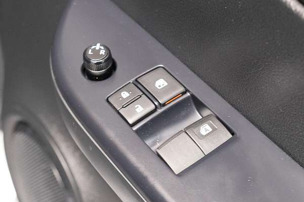 2023 Toyota Hilux SR GUN126R 4X4