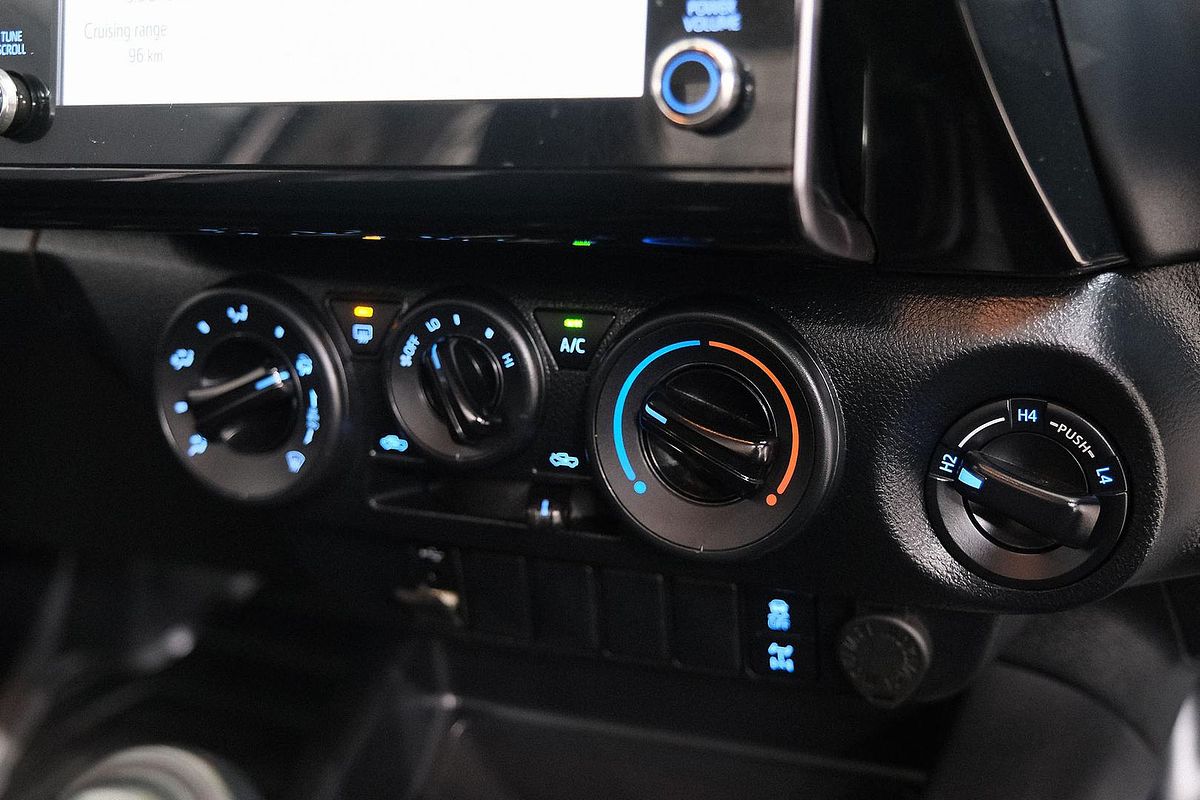 2023 Toyota Hilux SR GUN126R 4X4