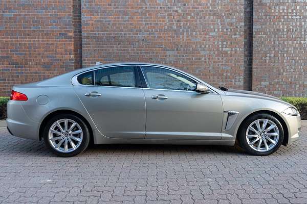2013 Jaguar XF Premium Luxury X250