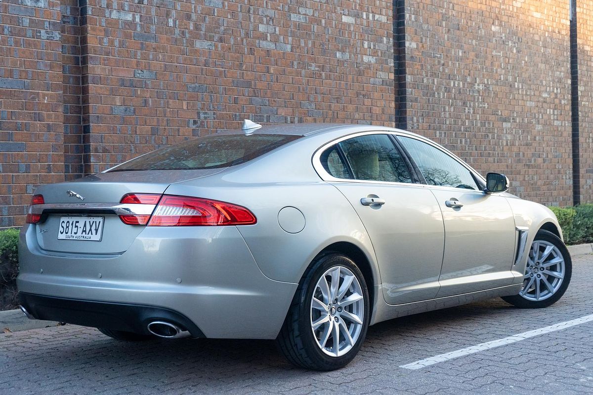 2013 Jaguar XF Premium Luxury X250