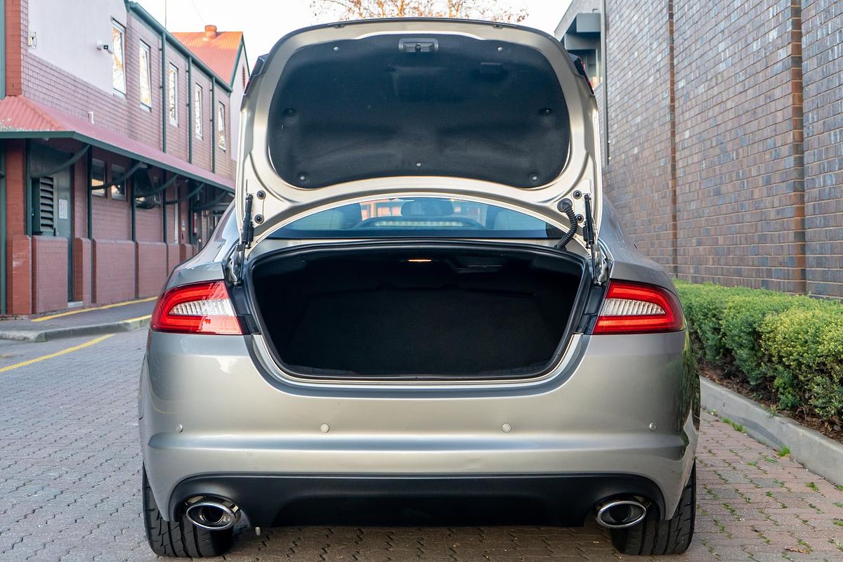 2013 Jaguar XF Premium Luxury X250