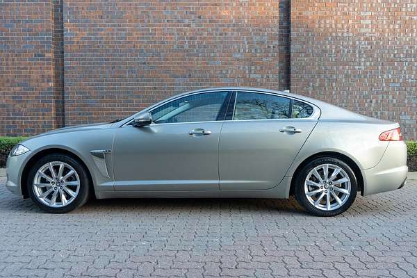 2013 Jaguar XF Premium Luxury X250