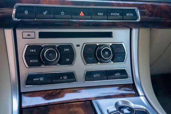 2013 Jaguar XF Premium Luxury X250
