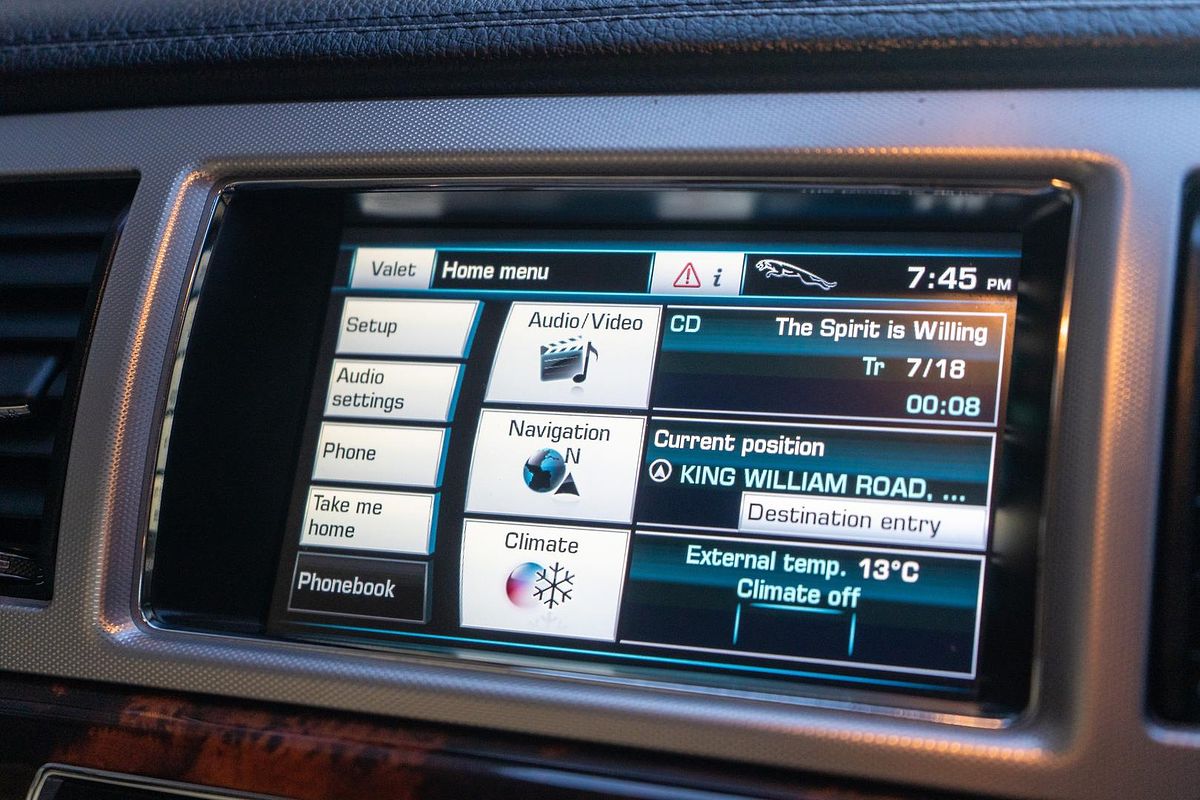 2013 Jaguar XF Premium Luxury X250