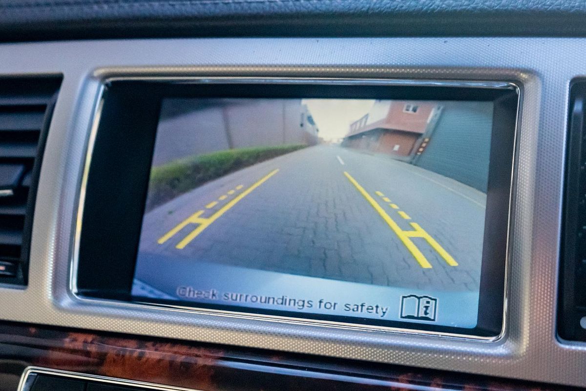 2013 Jaguar XF Premium Luxury X250