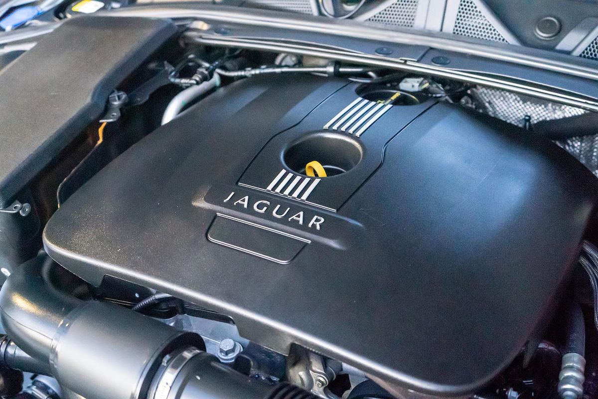 2013 Jaguar XF Premium Luxury X250