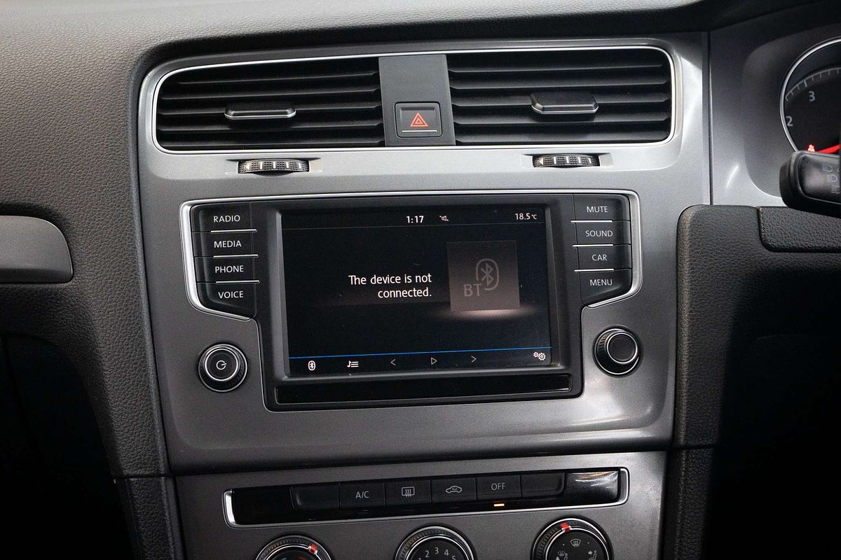 2016 Volkswagen Golf 92TSI 7