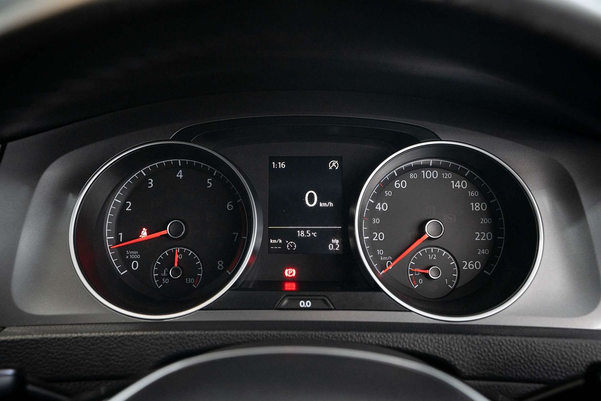 2016 Volkswagen Golf 92TSI 7