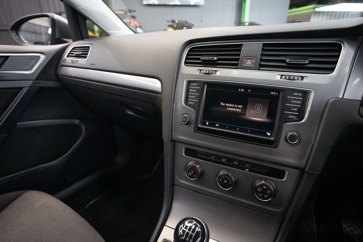 2016 Volkswagen Golf 92TSI 7
