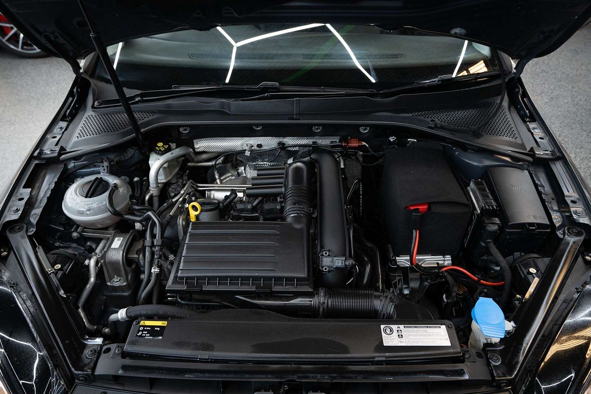 2016 Volkswagen Golf 92TSI 7