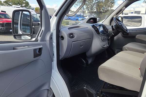2024 LDV V80   SWB
