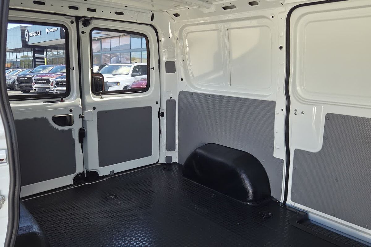 2024 LDV V80   SWB