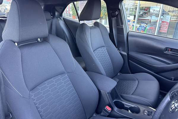 2022 Toyota Corolla Ascent Sport Hybrid ZWE211R
