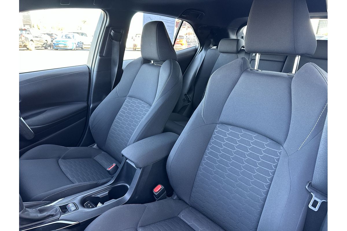 2022 Toyota Corolla Ascent Sport Hybrid ZWE211R