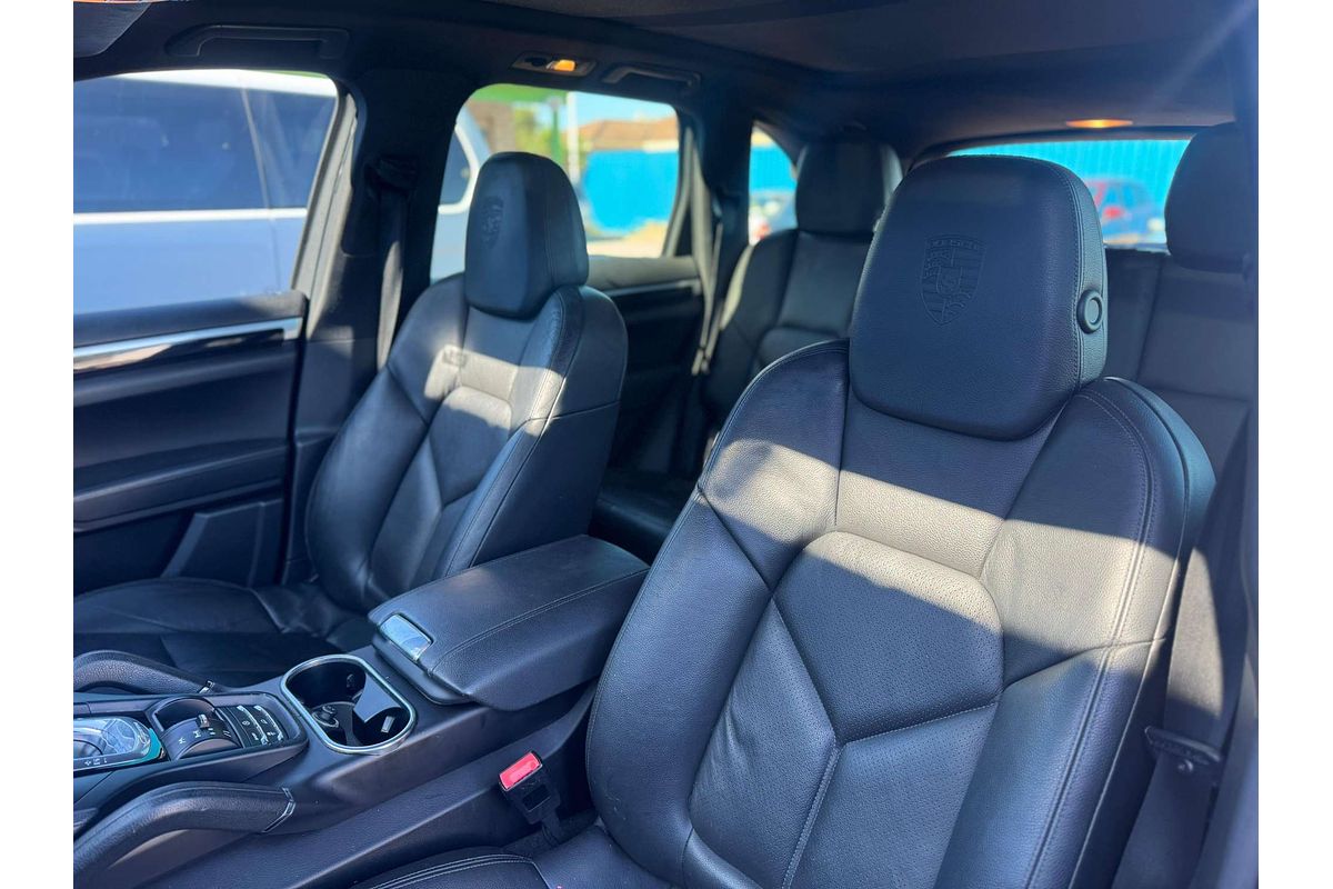 2012 Porsche Cayenne Diesel 92A