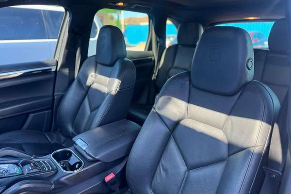 2012 Porsche Cayenne Diesel 92A
