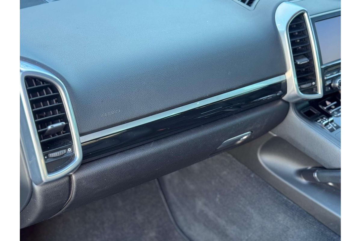 2012 Porsche Cayenne Diesel 92A