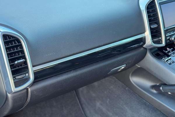 2012 Porsche Cayenne Diesel 92A