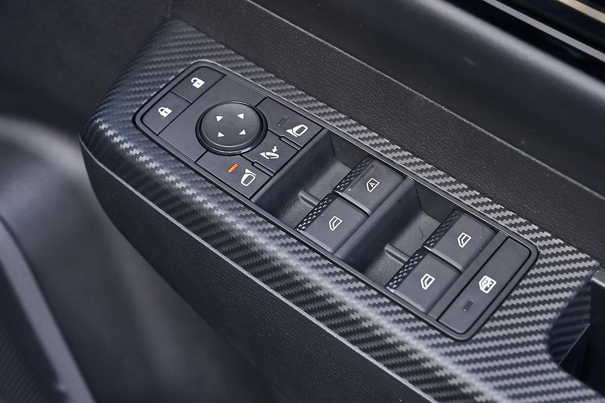 2024 Mitsubishi Triton GSR MV 4X4