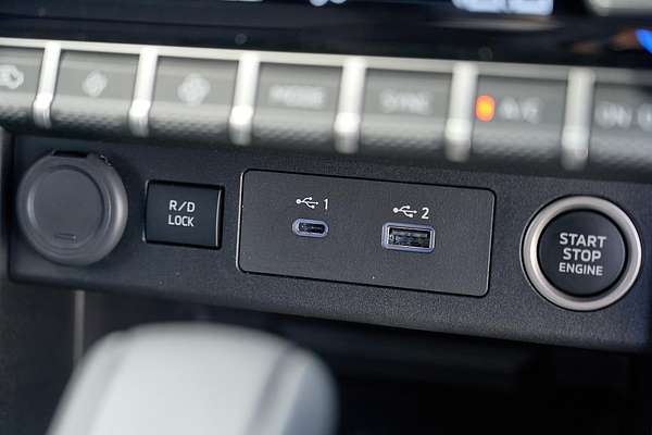 2024 Mitsubishi Triton GSR MV 4X4