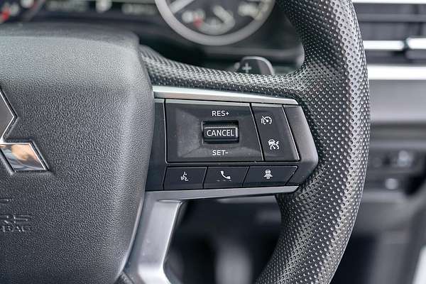 2024 Mitsubishi Outlander ES ZM