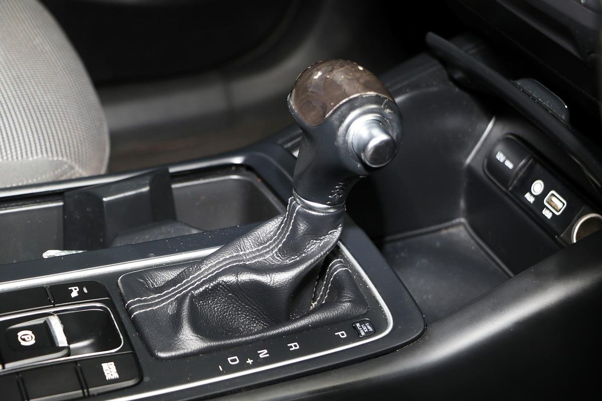 2015 Kia Sorento Si UM