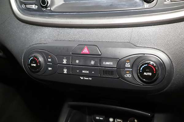 2015 Kia Sorento Si UM