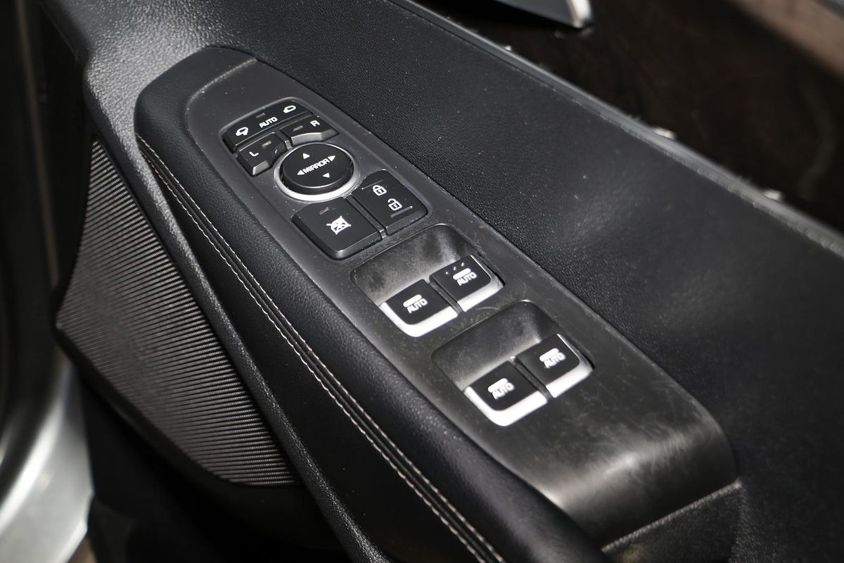 2015 Kia Sorento Si UM