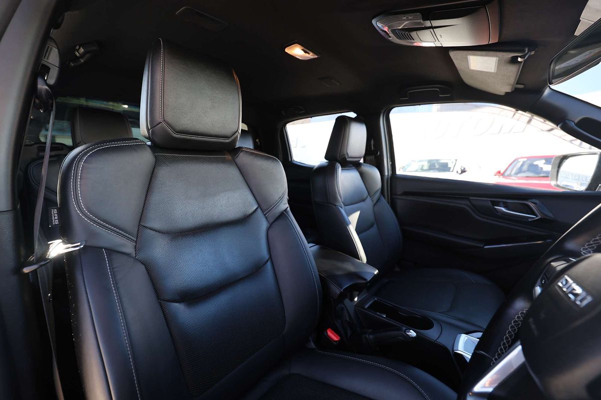 2021 Isuzu D-MAX X-TERRAIN 4X4