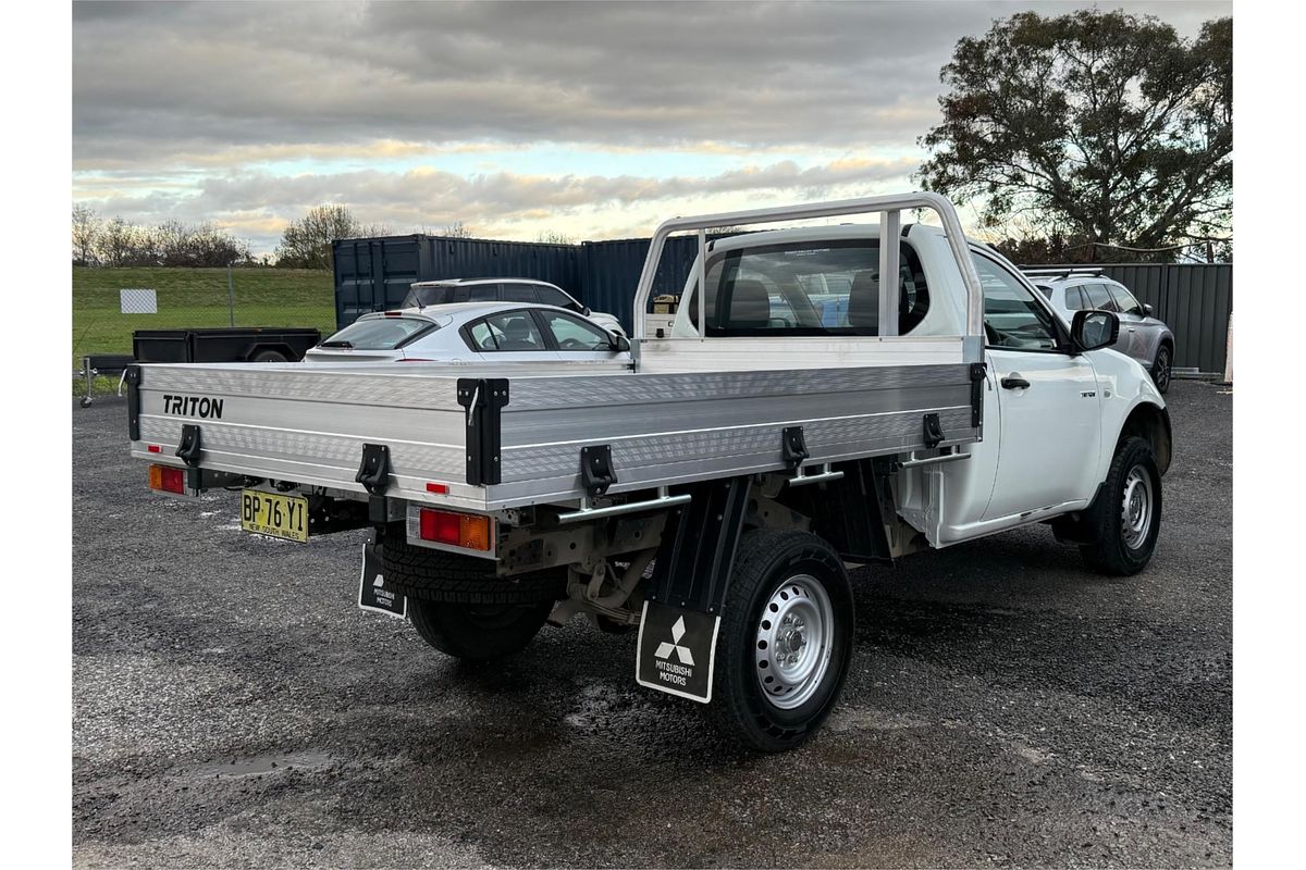 2012 Mitsubishi Triton GL MN