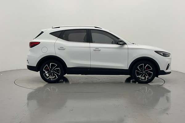 2023 MG ZST Essence