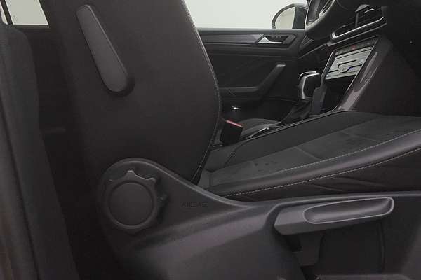 2022 Volkswagen T-Roc 110TSI Style D11