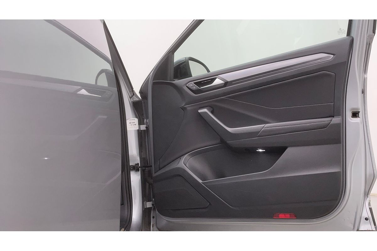 2022 Volkswagen T-Roc 110TSI Style D11