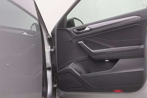 2022 Volkswagen T-Roc 110TSI Style D11
