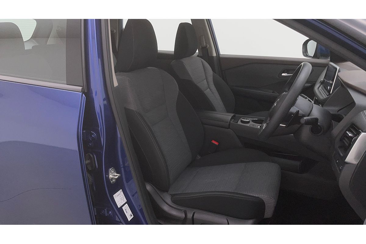 2023 Nissan X-TRAIL ST T33