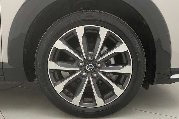 2023 Mazda CX-3 sTouring DK