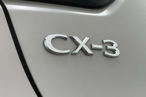 2023 Mazda CX-3 sTouring DK