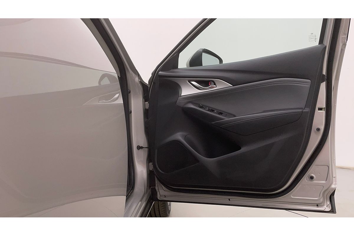 2023 Mazda CX-3 sTouring DK