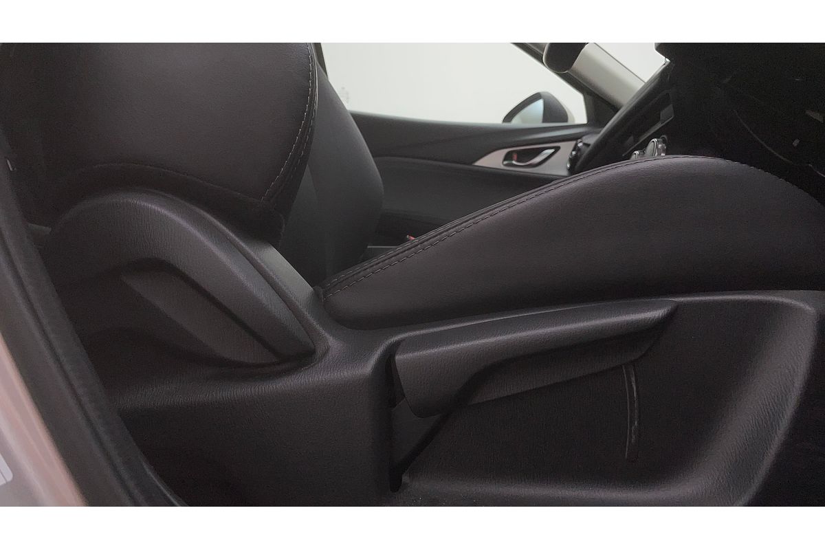 2023 Mazda CX-3 sTouring DK