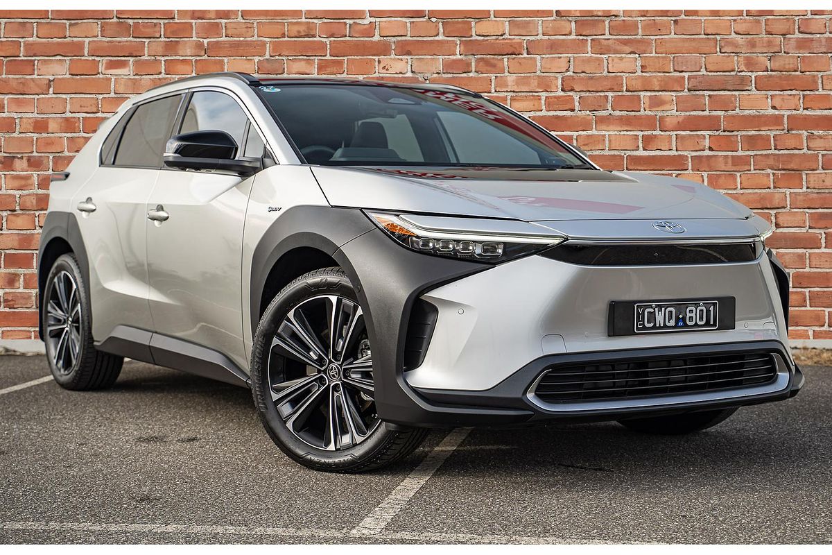 2024 Toyota bZ4X YEAM15R