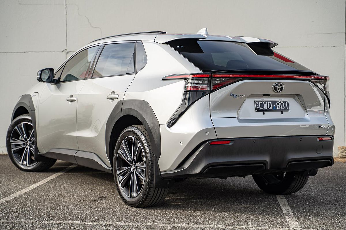 2024 Toyota bZ4X YEAM15R