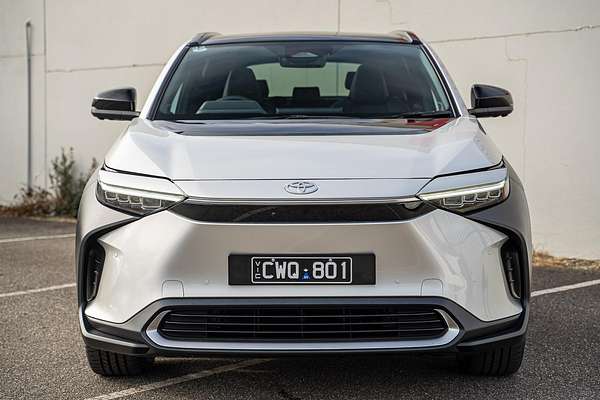 2024 Toyota bZ4X YEAM15R