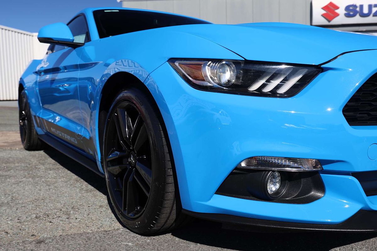 2017 Ford Mustang  FM