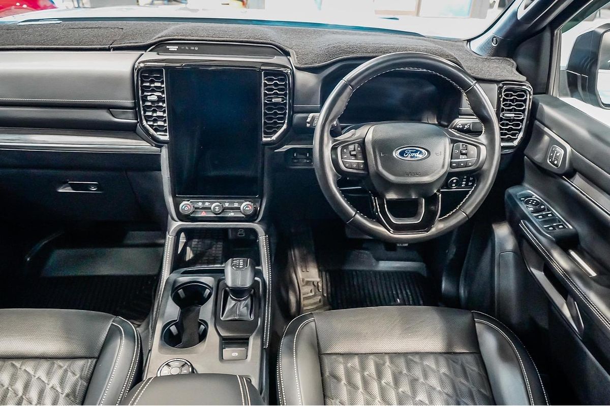 2023 Ford Everest Platinum 3.0L