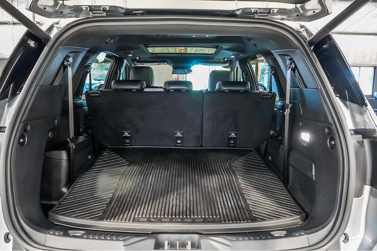 2023 Ford Everest Platinum 3.0L